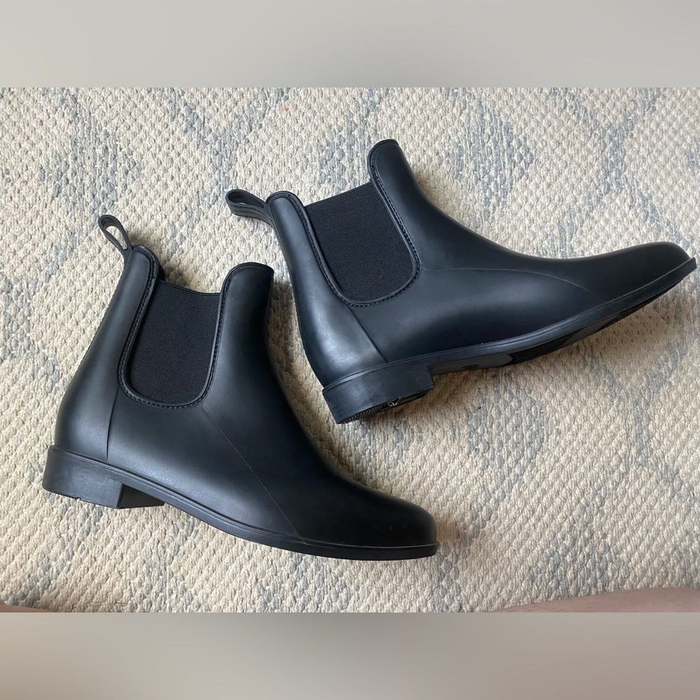 Black Rain Boots